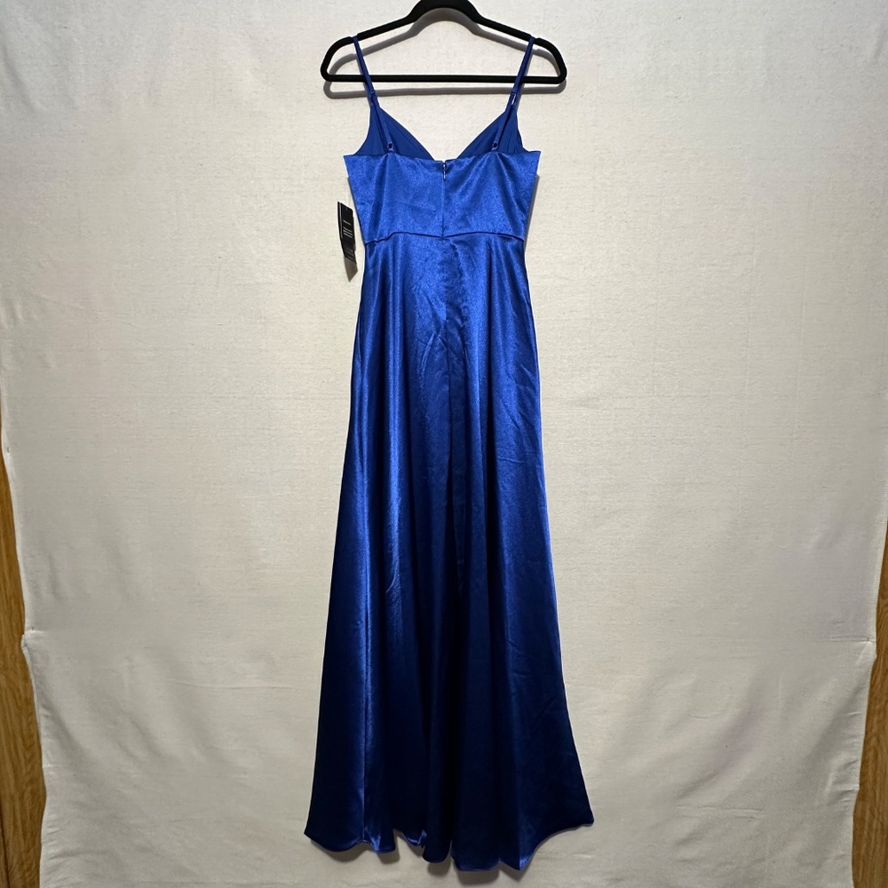 NWT Aidan Aidan Mattox V-Neck Gown with Cutout - size 2 - Picture 4 of 8